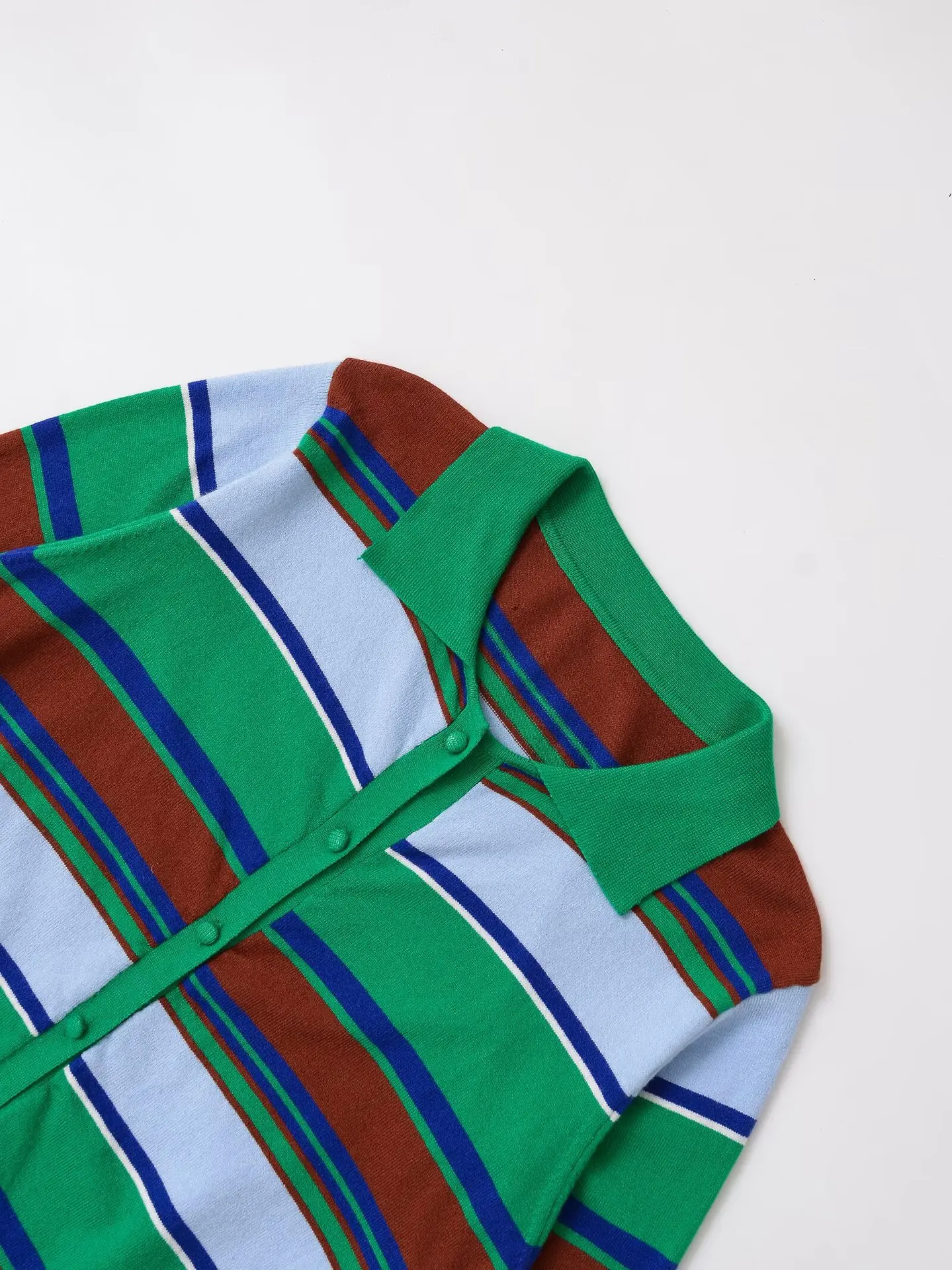 Otoño nuevo estilo Retro suéter de punto de rayas horizontales cárdigan de mujer cuello vuelto suéter de manga larga Top