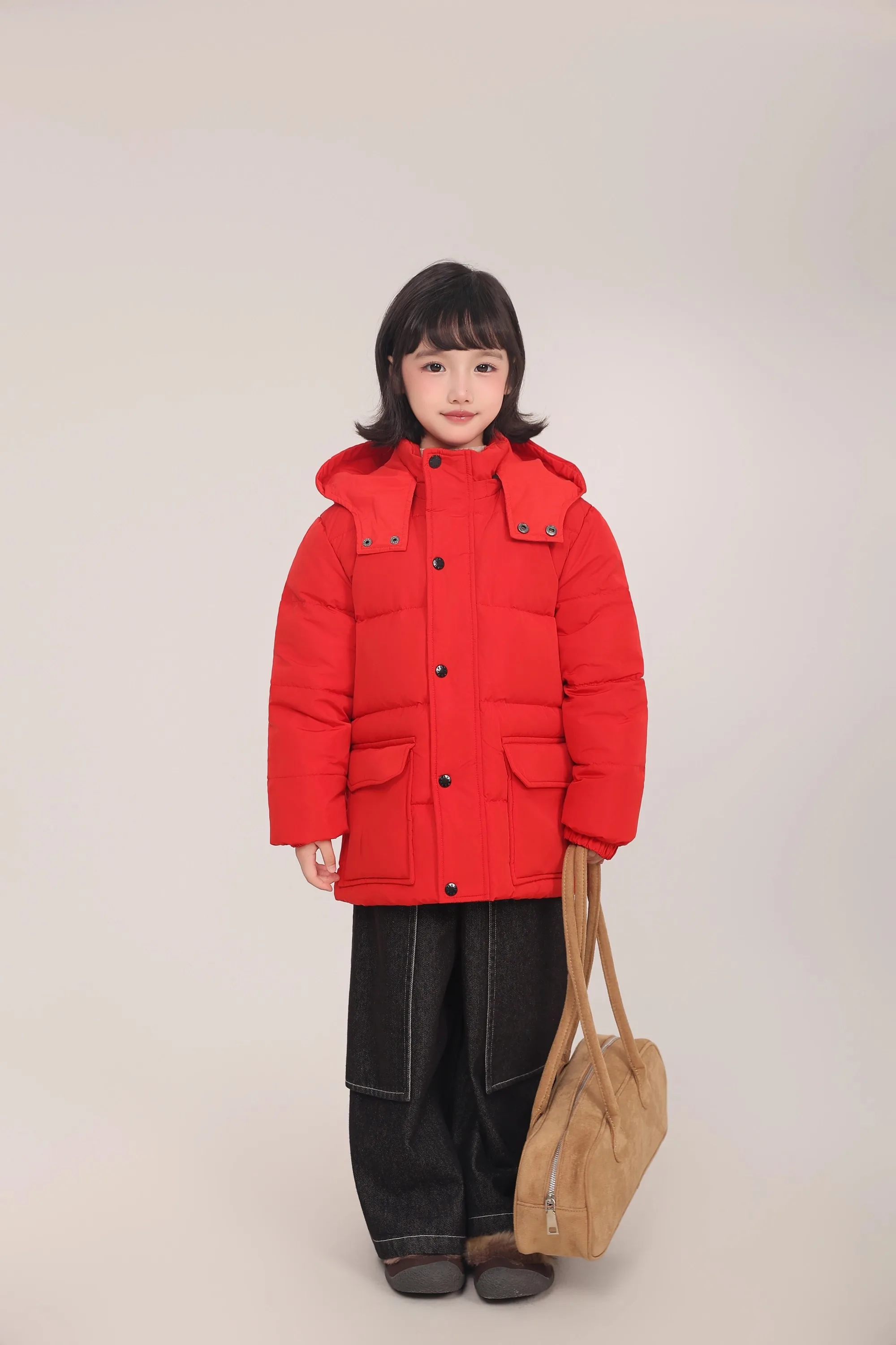 Kinder-Daunenjacke mit 90% Weißer Entendaune, Braune Kapuze, Mittellange Daunenjacke mit Großen Taschen, Dicke Warme Winteroberbekleidung für Mädchen A4853 – Detail 17