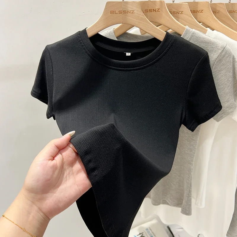 

Zjaiss 2025 однотонные облегающие базовые футболки с круглым вырезом, женские повседневные футболки с короткими рукавами, летний новый стиль, универсальный базовый слой, топ