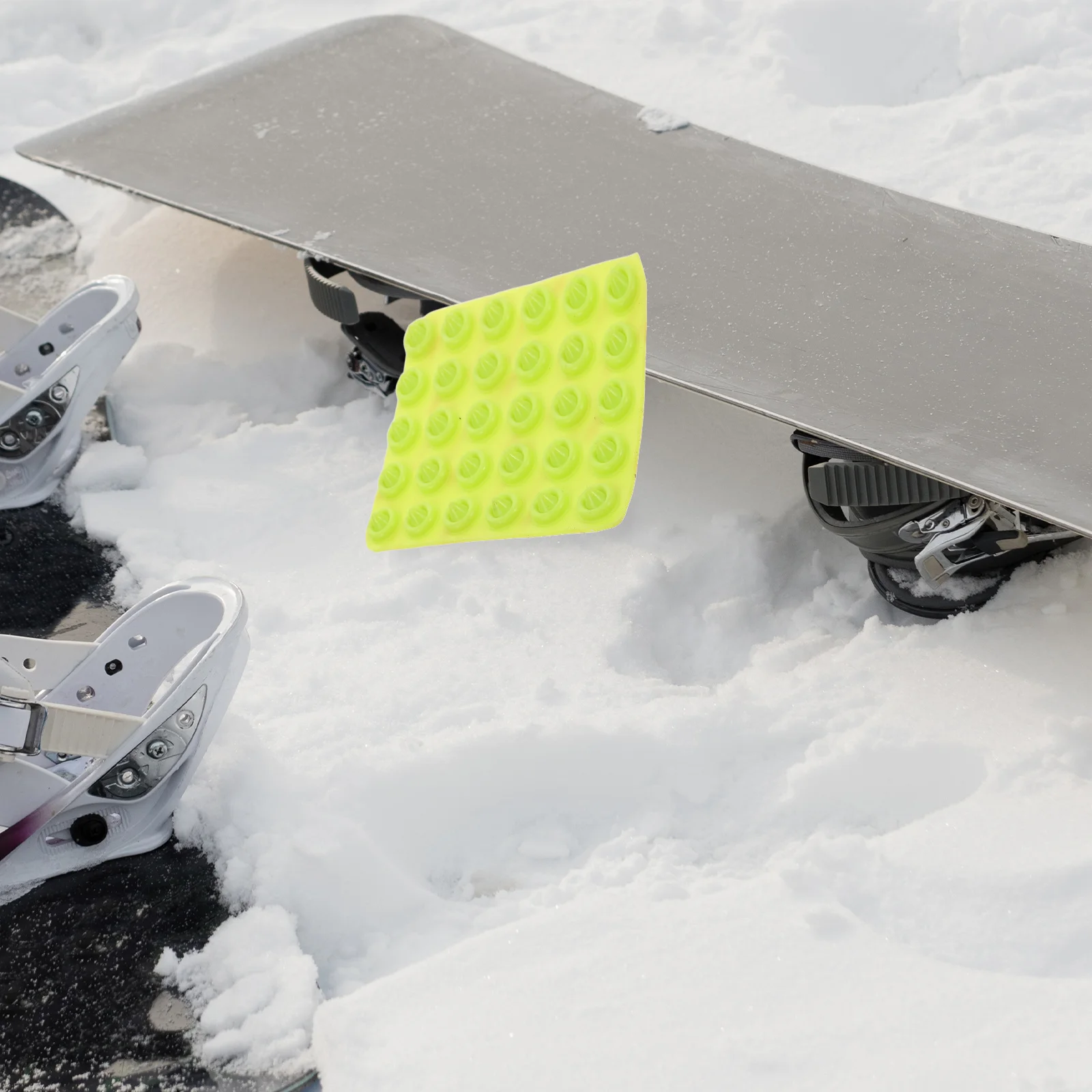 

30Pcs Snowboard Studded Grip Pads Silicone Anti Slip Stomping Foot Pad Snowboard Traction Mat Ski Snowboarding Accessory