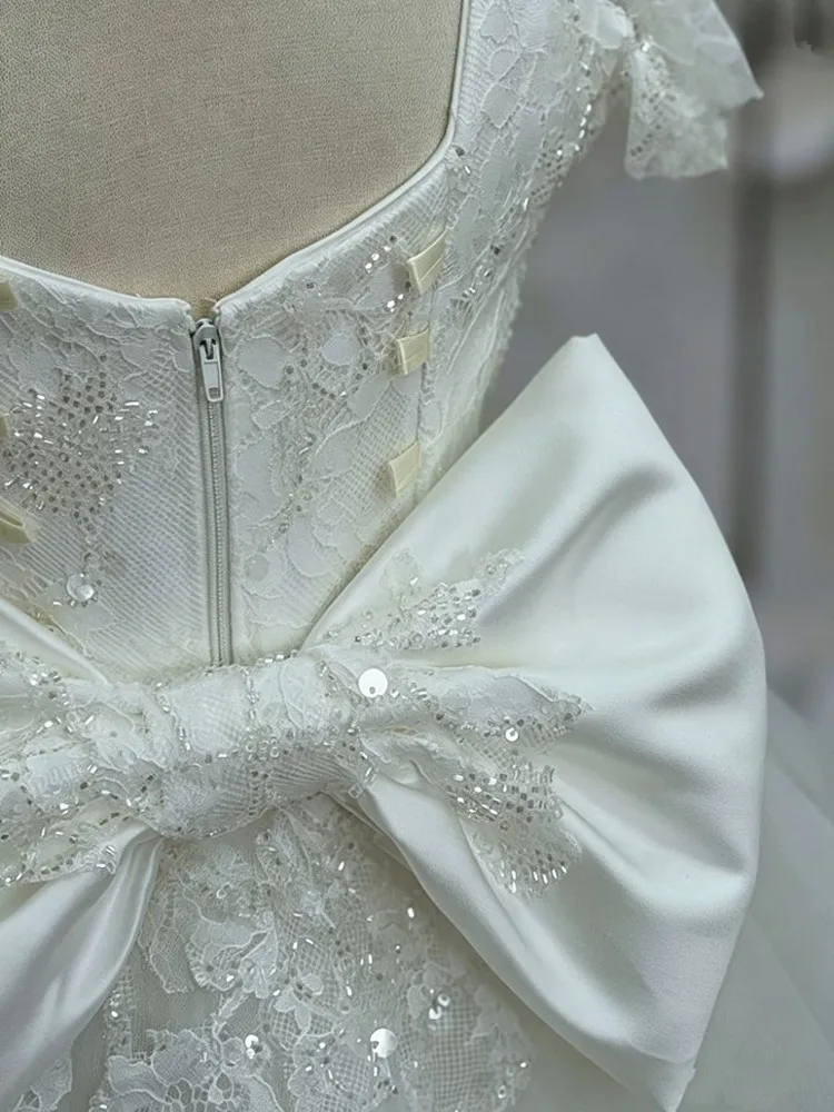 Taufkleid für Kleinkinder, Mädchen, weißes Spitzen-Tüllkleid, Champagnerfarbene Schleife, kurze Ärmel, Kinderkleid für Hochzeit, Geburtstag, Party, Festzug – Detail 8