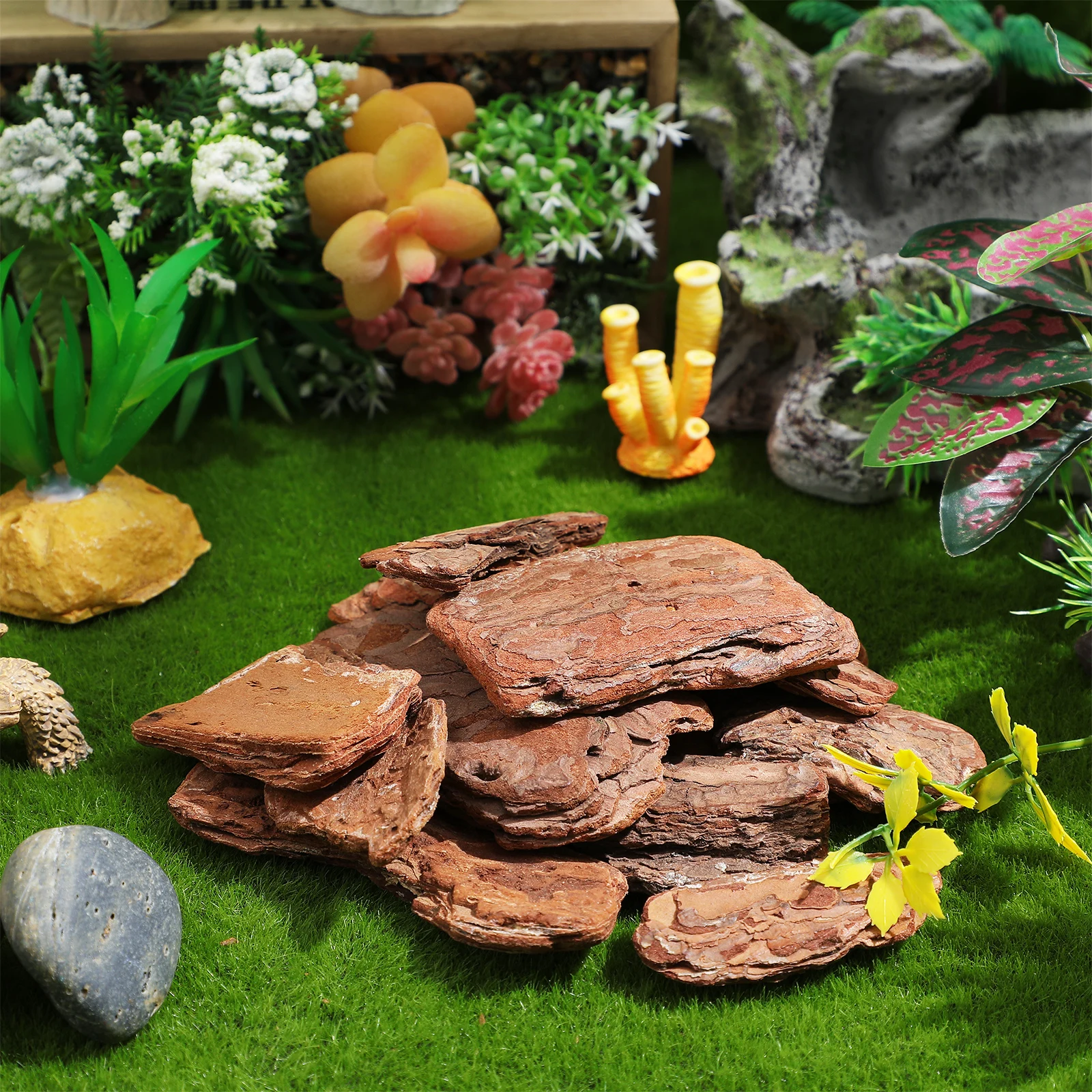 

1 Pack 500G Reptile Box Landscaping Material Natural Pine Bark Decor For Tank Rainforest Habitat Reptiles Feeding Box