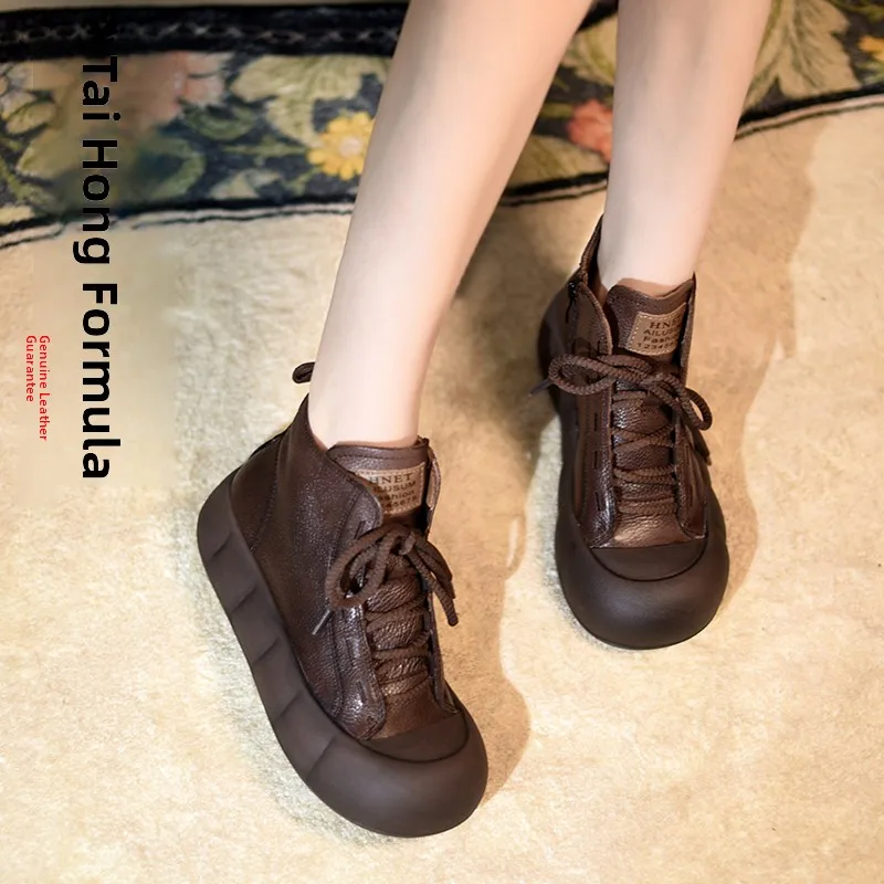Handmade round Toe Short  Boots Women's Soft Bottom Top Layer Cowhide Retro Boots Comfortable Alligator Pattern Rubber ...