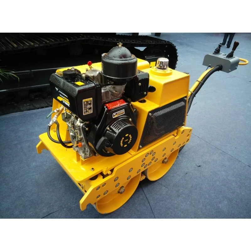 Podwójna wibracyjna walcarka drogowa, w pełni hydrauliczna mini walcarka z silnikiem, prowadzona przez operatora.