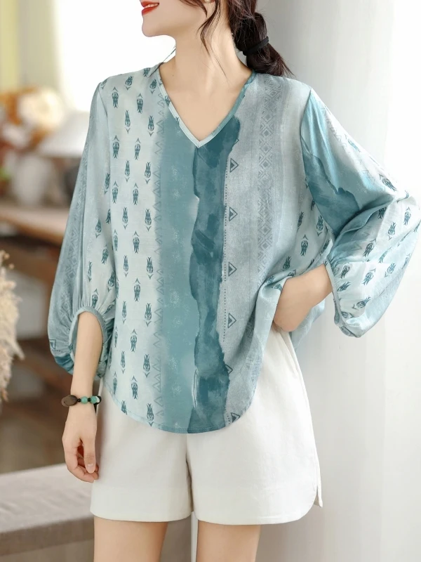 

Korean Style V-Neck Printed Shirt Women's Loose Fit Breathable Slimming Summer Top Korean Fashion Casual Wear