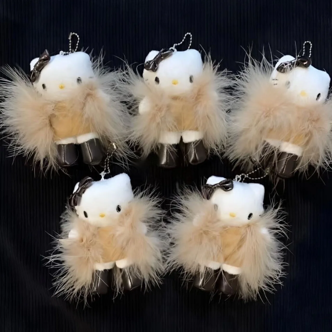 لطيف مرحبا كيتي الأسود فلاش تنورة أفخم دمية المفاتيح الحب على شكل مشبك سيارة كيرينغ معلقة حلية لعبة هدية عيد ميلاد