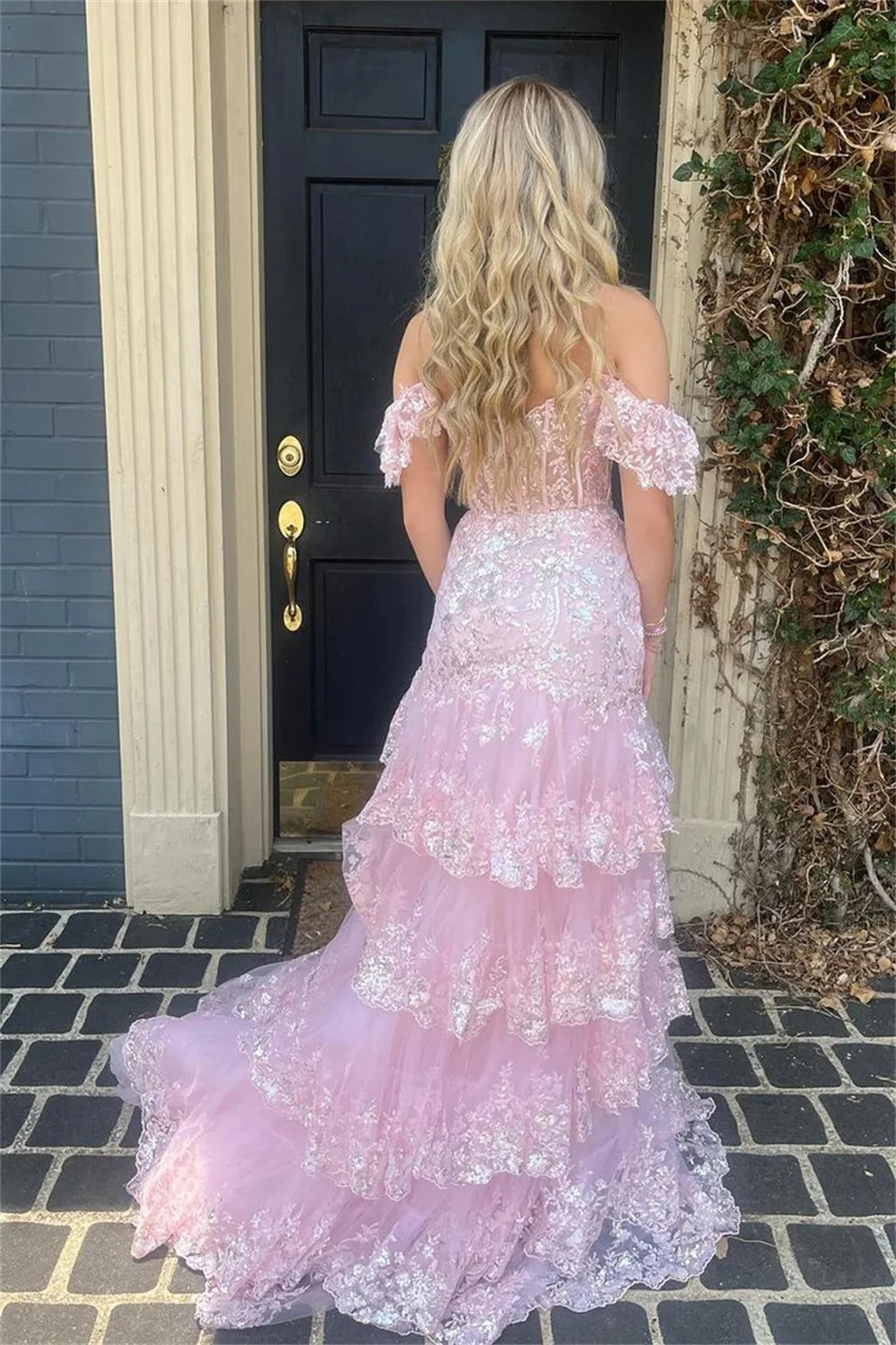 Off-the-shoulder Sweetheart Mermaid Cocktail Dresses Tiered Ruffles Sparkly Corset Lace Appliques Prom Gowns Long Evening Gowns