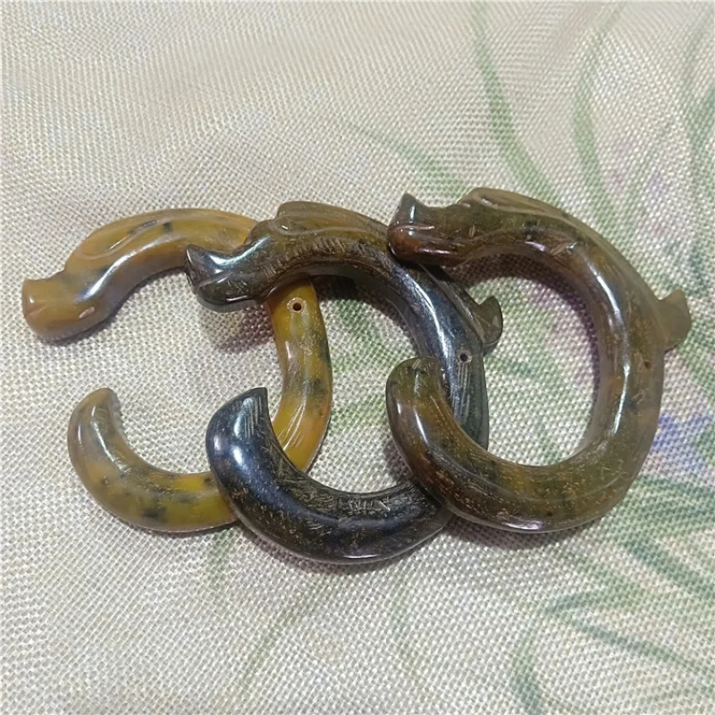 Supply Antique Miscellaneous Xiuyu Antique Old Crafts Dragon Hook Pendant Hongshan Culture Jade Pig Dragon Jewelry Wholesale