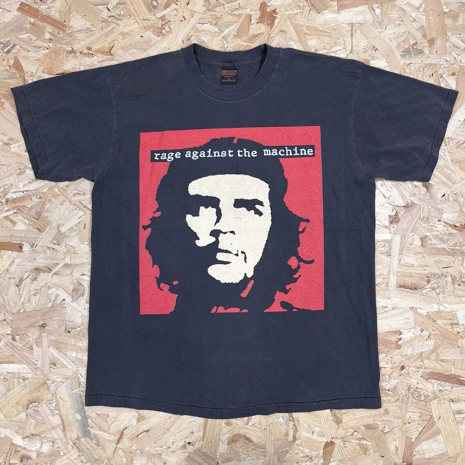 

2025 American Retro Resistance Machine Band Metal Rock Short Sleeve Men and Women Vintage High Street Fashion Brand Ins Y2k