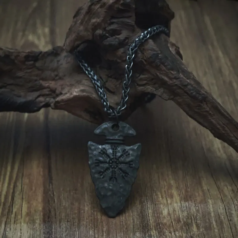 Vintage Viking Pirate Spear Pendant Necklace Trendy Fashion Punk Hip-Hop Necklace Accessory Party Jewelry Valentine's Day Mother