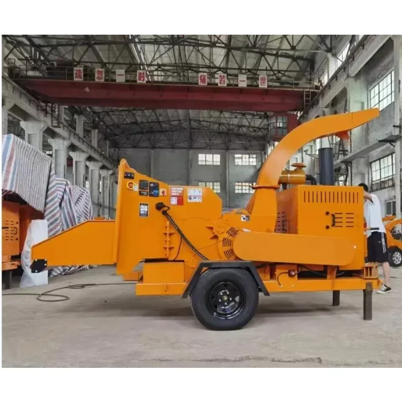 YG Eco Friendly Wood Crusher Machine Mobile Diesel Street Greening Wood Chipper Garden Wood Crusher