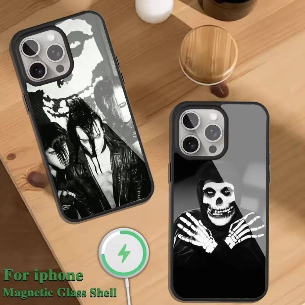 

M-Misfits Rock Phone Case For Magnetic Wireless Charge Cover For iphone 16 15 14 13 12 11 Pro Max Plus Coque