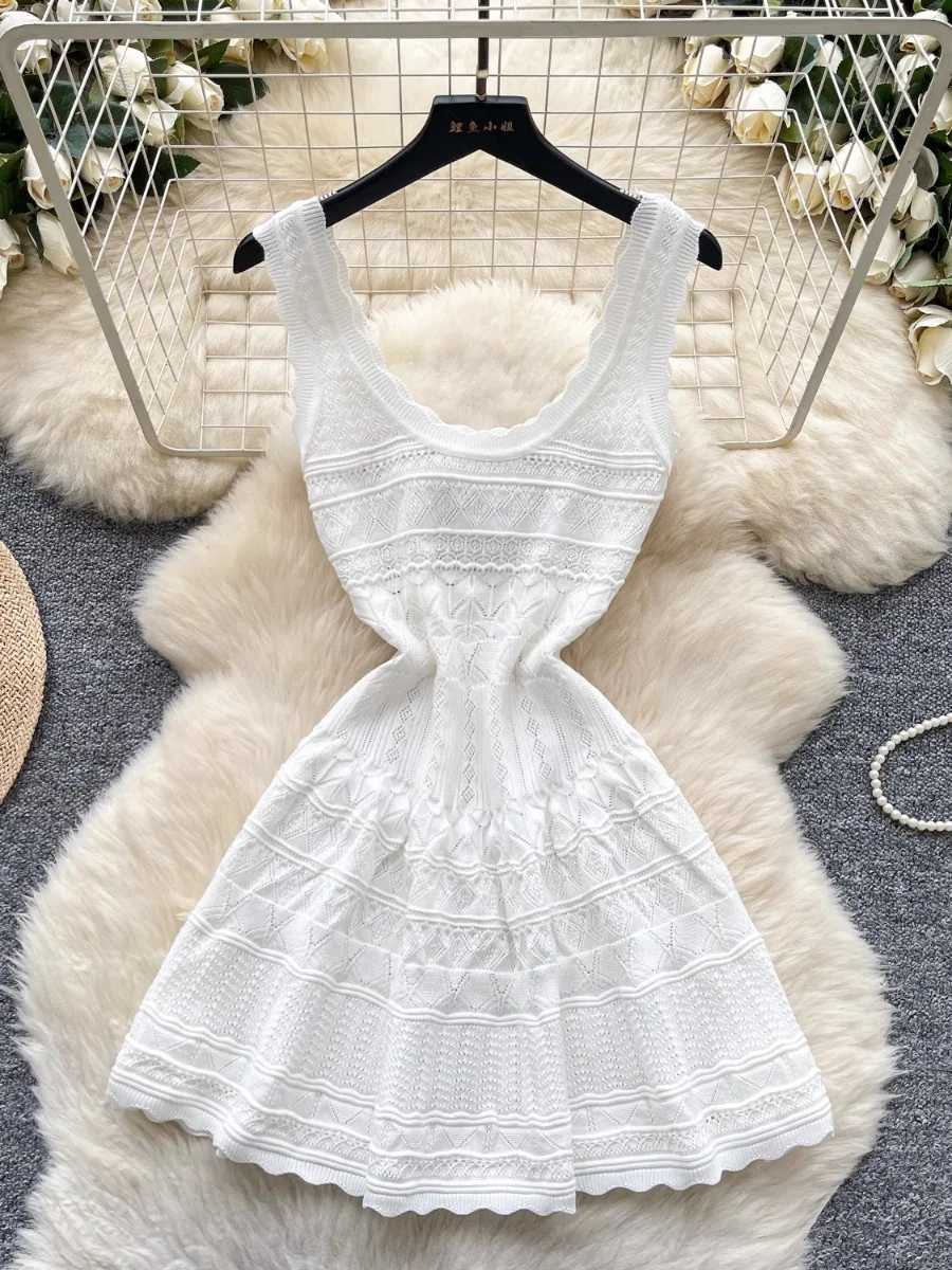 Foamlina Elegant French Retro U-Neck Knitted Dress Women's Summer Cutout Crochet Slim Fit Chic Mini Short A-line Dresses