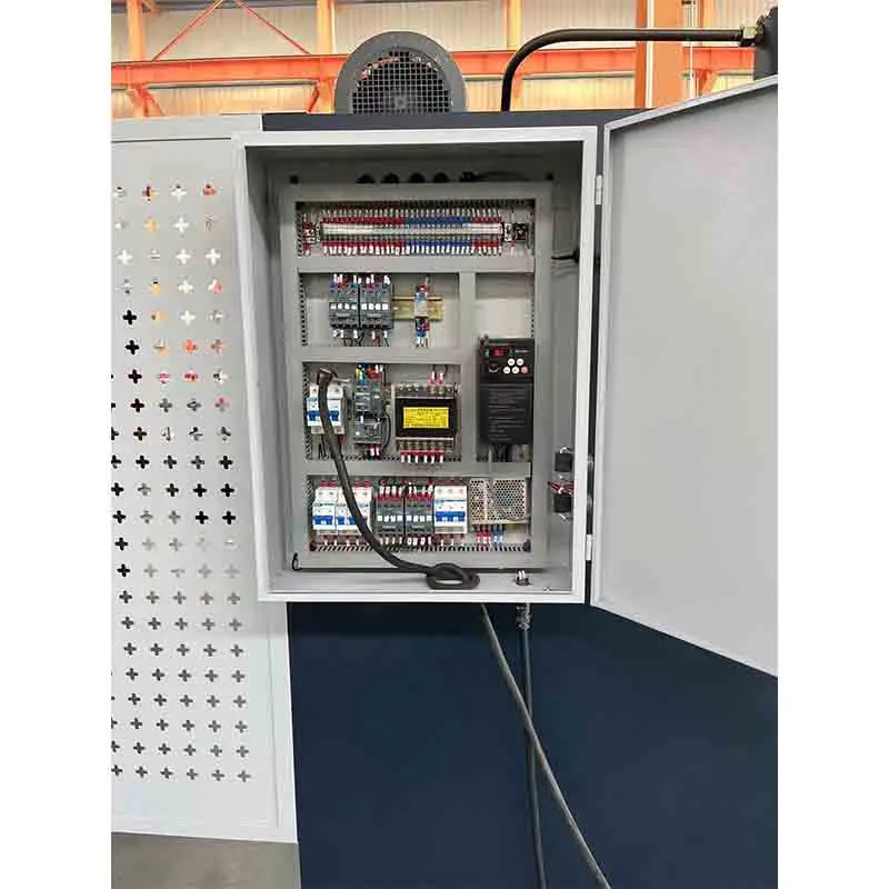 آلة قص المقصلة الهيدروليكية CNC 8X3200mm مع نظام TP07