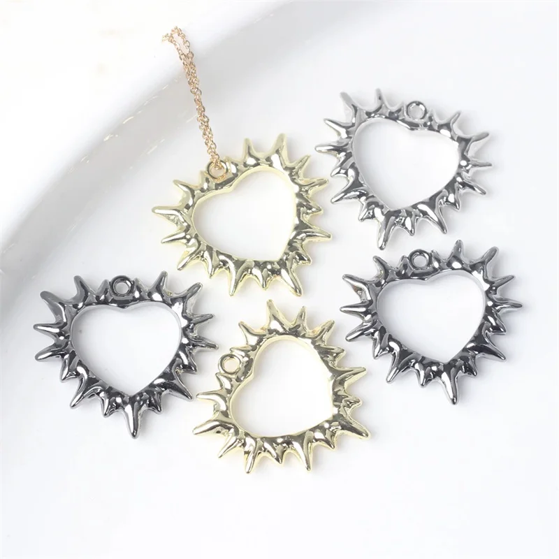 10pcs Handmade Love Heart Shape Pendants Golden Color Hollow Alloy Pendant Charms Diy Necklace Earrings Jewelry Making Findings