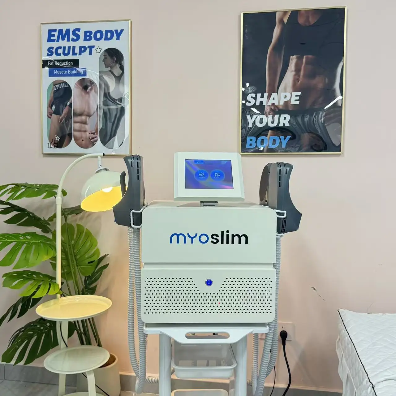 

Myoslim Sculpt Machine 15Tesla 6500w EMS RF Slimming Fat Burning Muscle Stimulation Body Sculpting 15 Electromagnetic Therapy