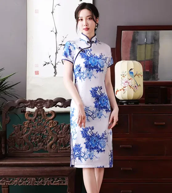 

Китайское женское платье Cheongsam, летнее короткое платье синего и белого фарфора