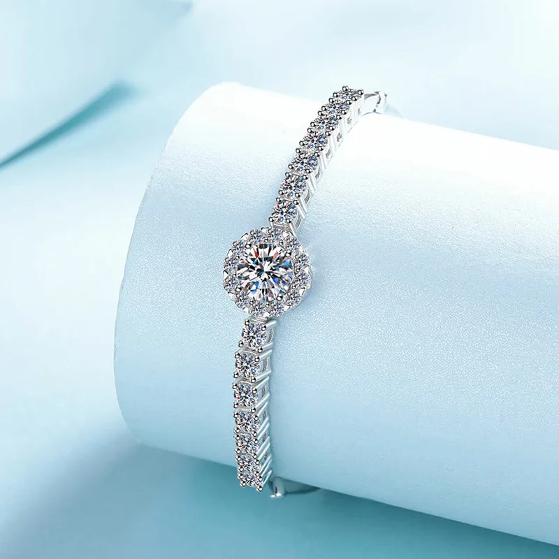 Neatly Arranged Round Bezel Moissanite Stones, Women’s Round Bezel Row Diamond Bracelet, PT950 Platinum For Daily Commute