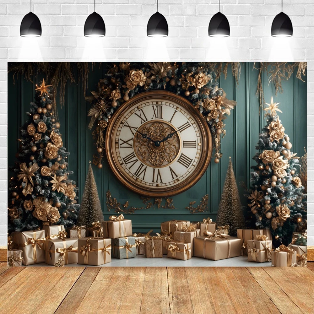 Christmas Photography Background Indoor Palace Red Green Giant Clock Xmas Tree Gift Backdrop New Year Family Party Decor Props