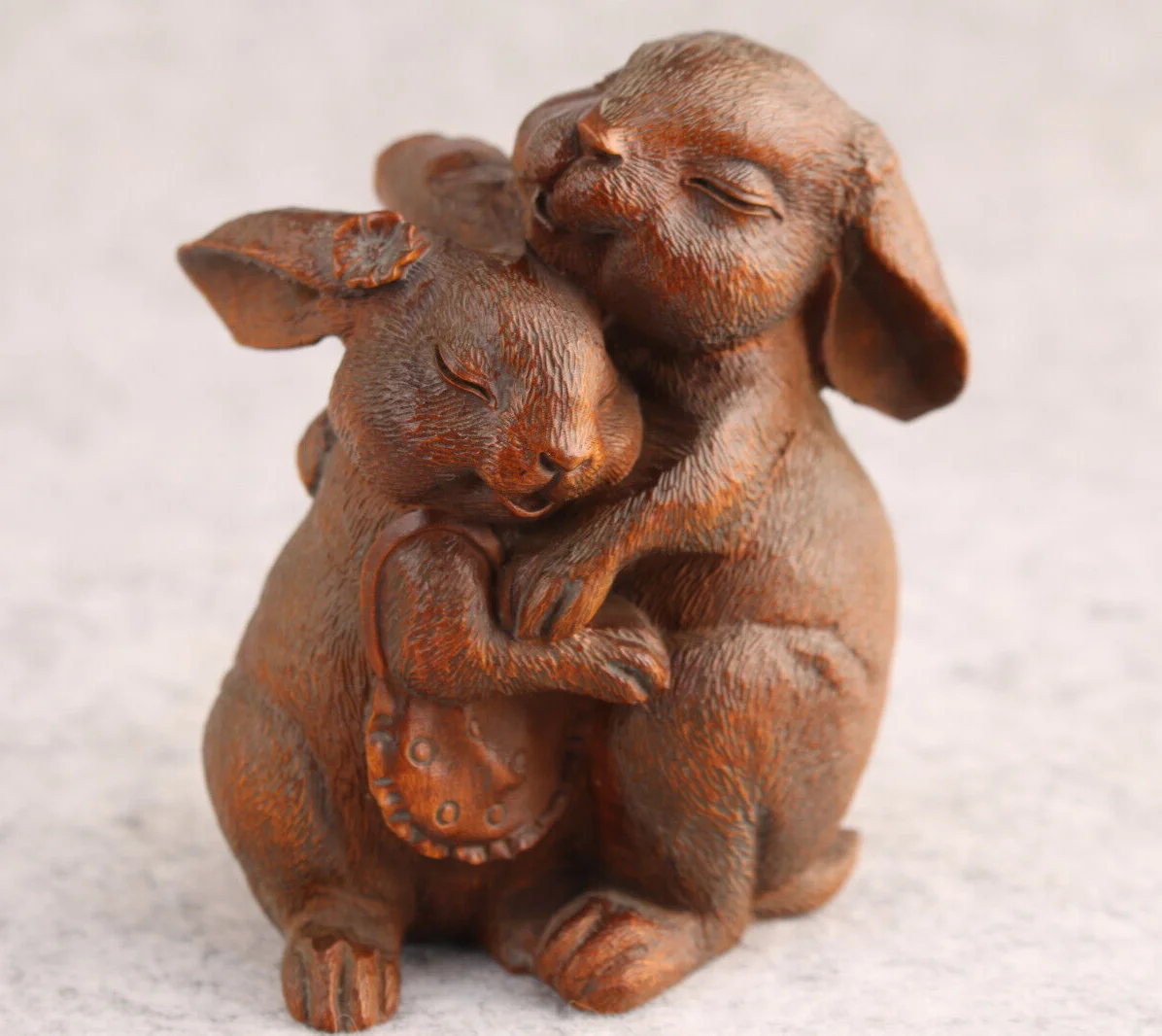 Chinese boxwood WOODEN rabbit statue netsuke collect table decor Home decor