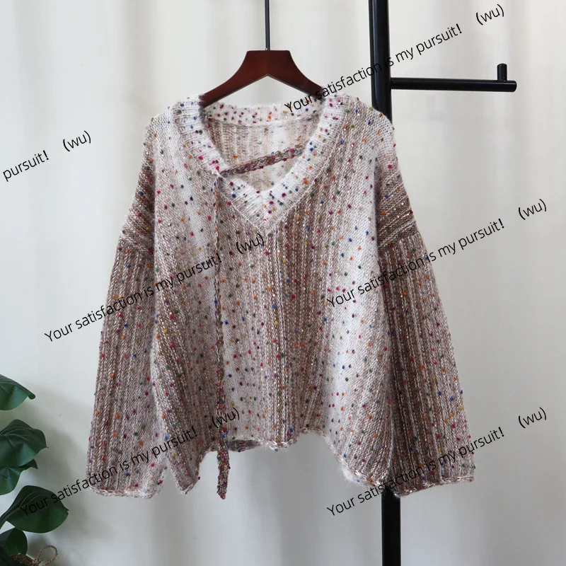 เสื้อสเวตเตอร์ถักลายจุดสีสันสดใส เนื้อผ้านุ่ม ประดับเลื่อมแบบแวววาว ทรงหลวมบางเบา เสื้อสวมหัวสำหรับผู้หญิง