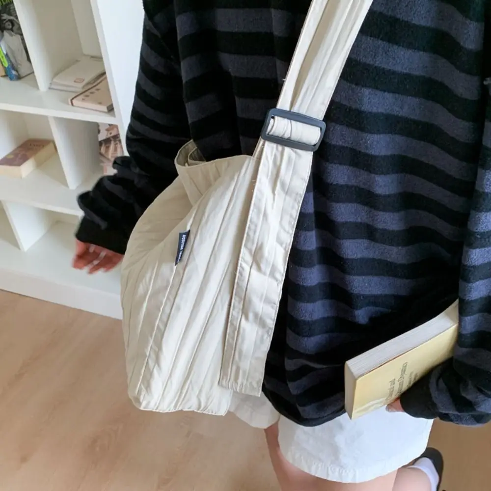 Korean Nylon Wrinkled Totes Bag Versatile Casual Student Shoulder Bag Solid Color Large Capacity Women's Handbag Ladies