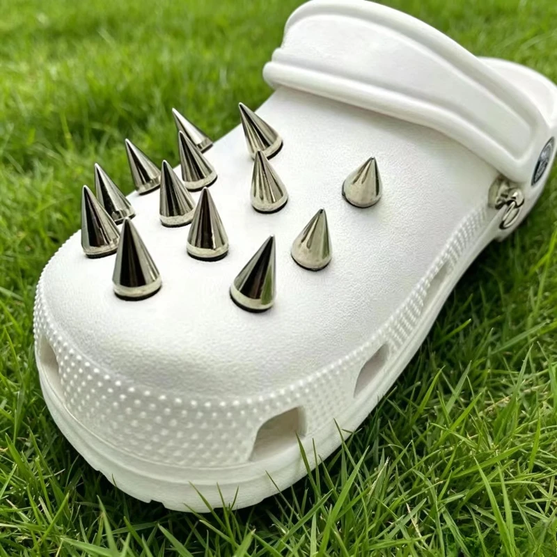 New 3D Spiked Studs PVC Shoe Charms Cool Punk Metal Style DIY Decorative Accessories for Clogs Sandals Slippers Teens Adults
