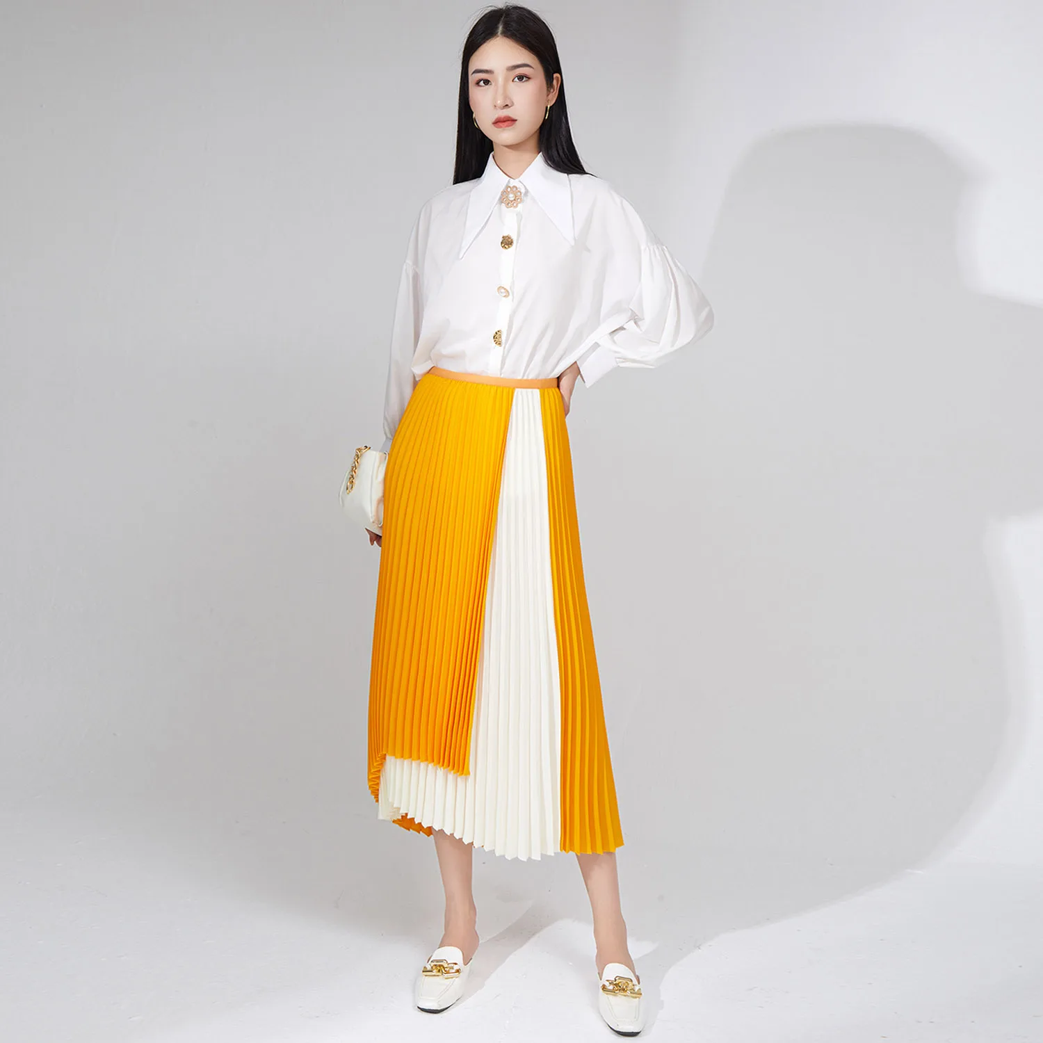 Falda acampanada asimétrica otoño 2023 nueva llegada falda Midi plisada y adelgazante de cintura alta