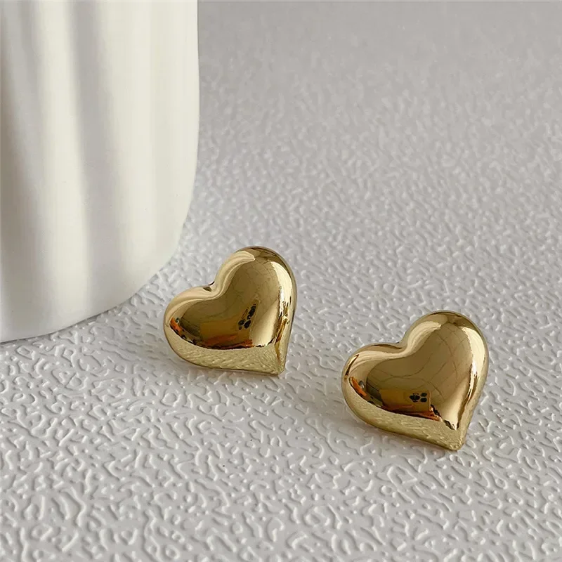 LATS-pendientes minimalistas para mujer, aretes con forma de corazón, superficie lisa, Color dorado, joyería nupcial para boda