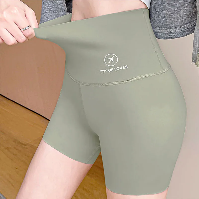 Pantalones cortos de Fitness sin costuras para mujer, ropa de calle informal de cintura alta, pantalones cortos ajustados hasta la rodilla,