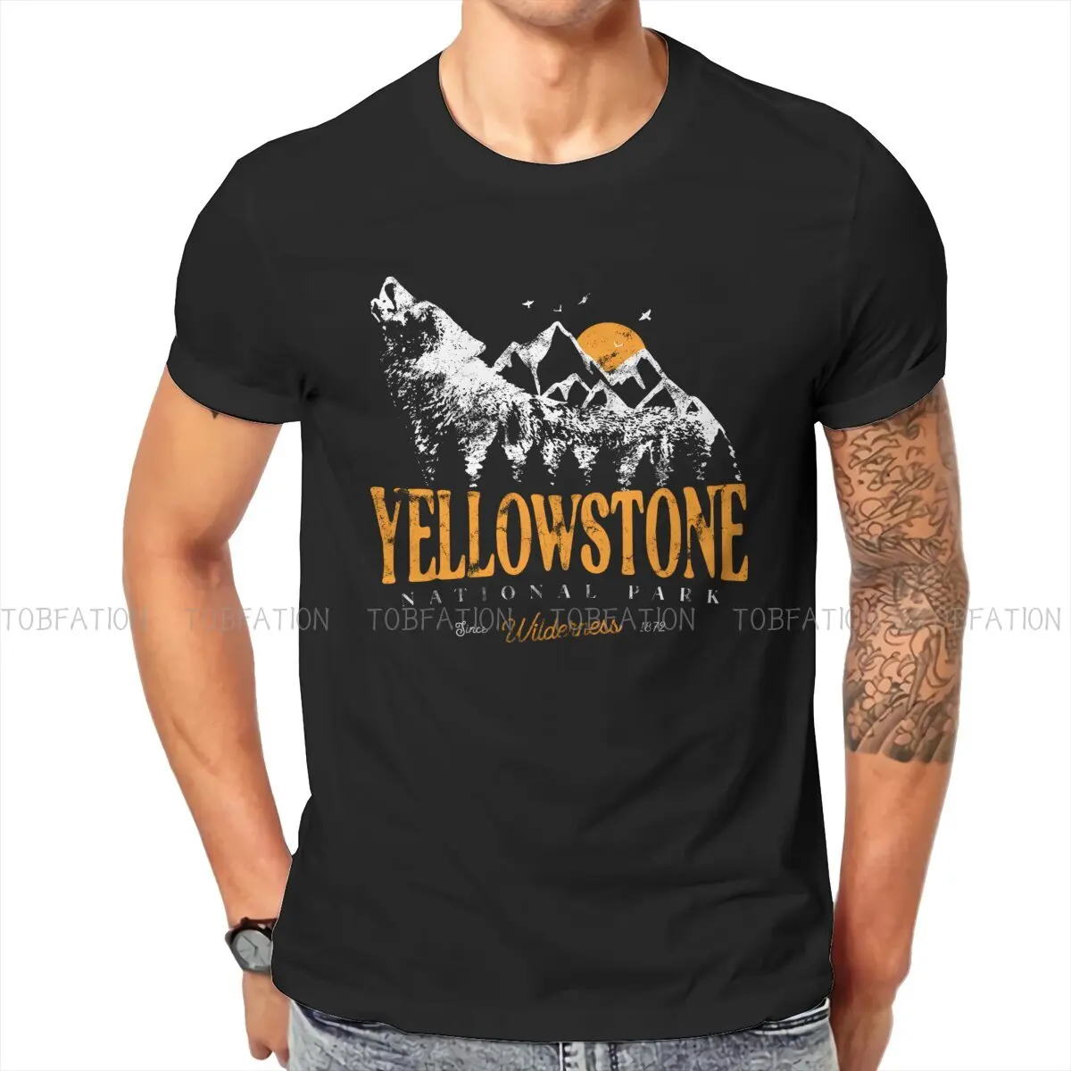 Yellowstone National Park Wolf Mountains Newest TShirts Camping Men Style Fabric Streetwear T Shirt Round Neck Oversized