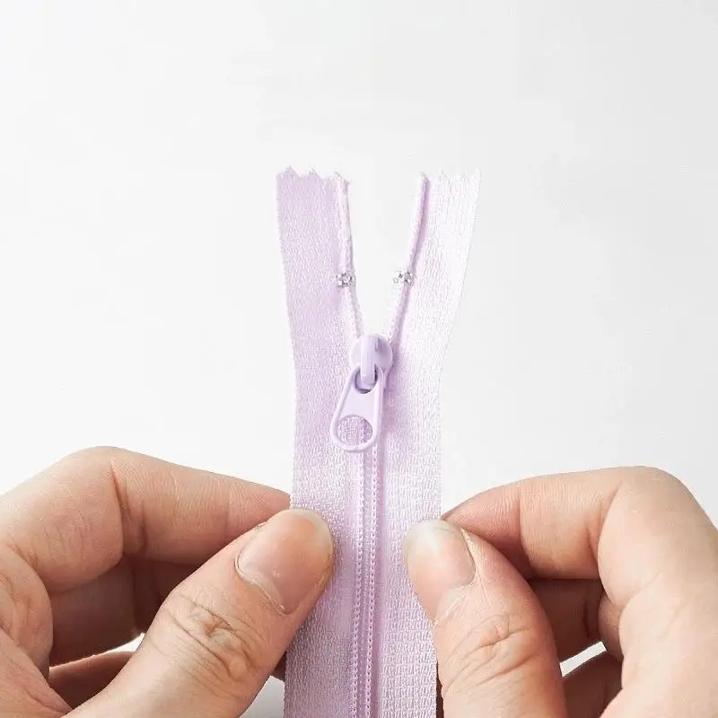 

Набор из 10 нейлоновых молний, тонкие нейлоновые цветные молнии на катушках, неразъемные, 20 см, для одежды, рукоделия и шитья своими руками