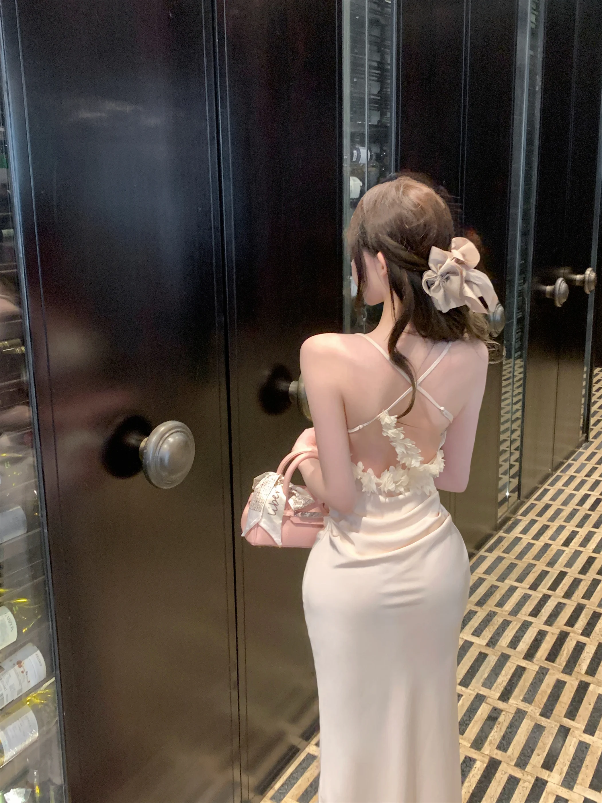 Robe longue de soirée en Satin pour femmes, Sexy, dos nu, épissé, fleur, mode élégante, taille haute, Slim Fit, sans manches, été