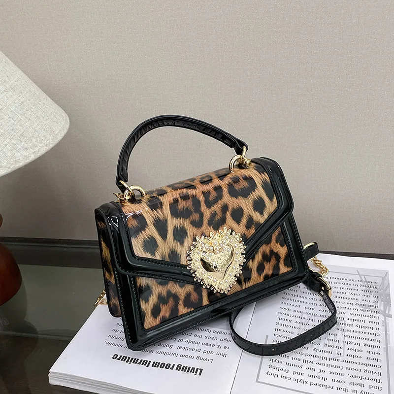 

Winter Fashion Flip Leopard Print Portable Small Square Bag Urban Trendy Retro High-end Single Shoulder Messenger Women's Bag