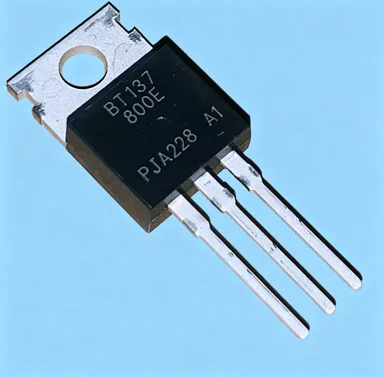 BT137-800E TO220 BT138 BT137-800 TO-220 Triacs sensitive gate new and original 10pcs