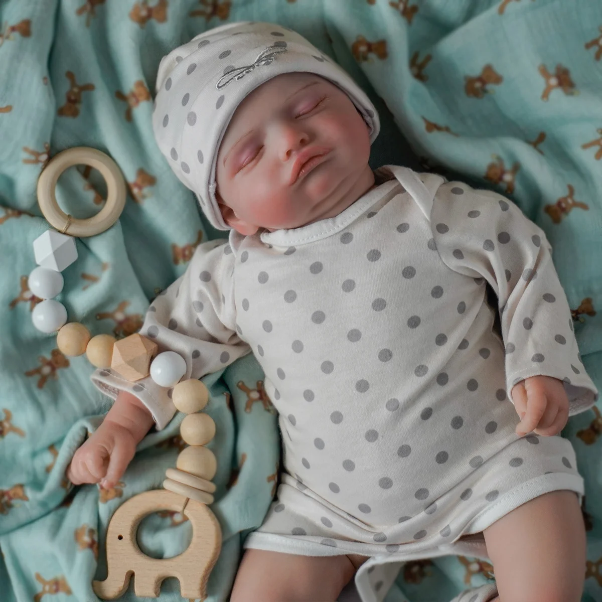 

JOYORA Realistic Baby Doll Newborn Realistic Baby Doll Heavy Baby Doll Has Been Painted Suitable for Christmas Gifts for Boy