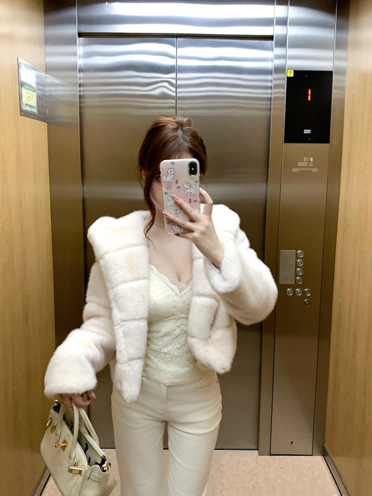 

M900 Women's Faionable ort Fur Jaet Eco-friendly Versatile Spring Autumn Winter Casual Sle Whole Skin Hat Included