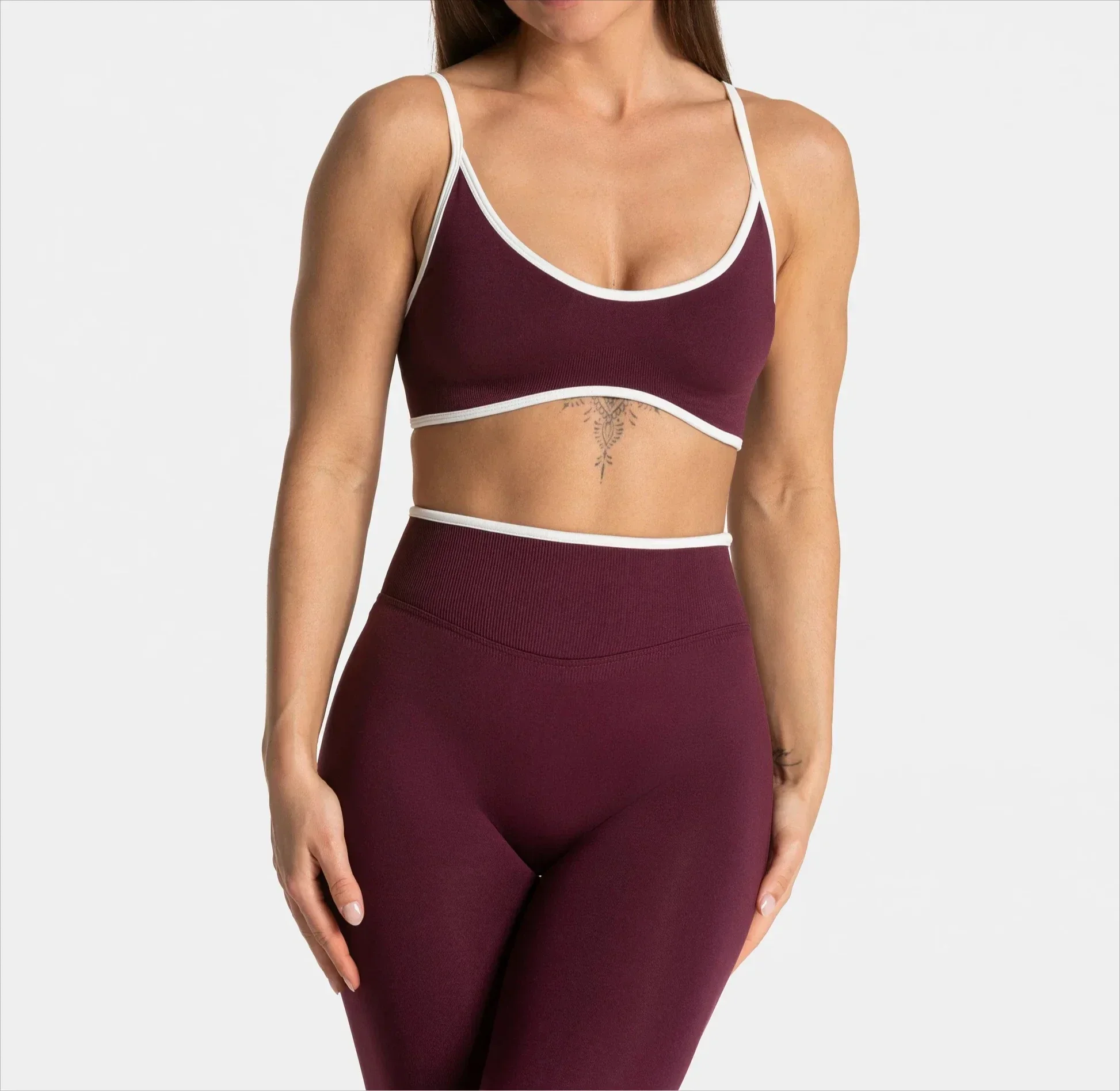 Damen Sommer Nahtlose Einfarbige Yoga-Tops Sexy Rückenfreier Strick-Träger-BH mit Brustpolster Modischer Atmungsaktiver BH – Detail 23
