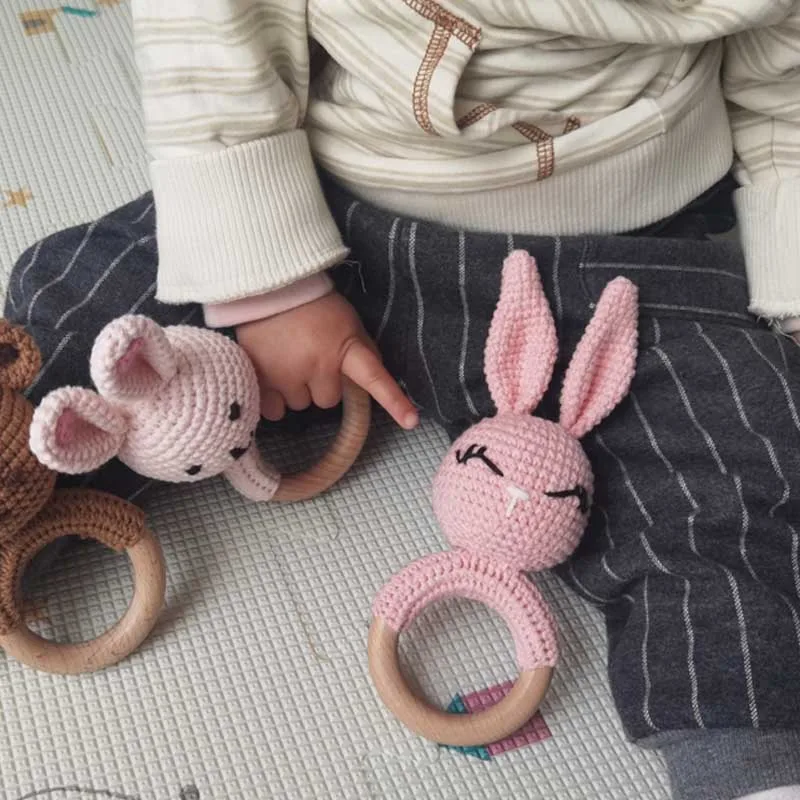 Baby Teether Music Rattles for Kids Animal Crochet Rattle Rabbit Bear Ring Wooden Babies Gym Montessori Children's Toys