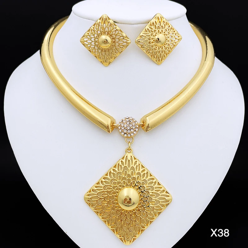 Gold Color Square Shape Pendant Necklace And Earrings Set For Women Fashion Dubai Jewelry Wedding Party Gift