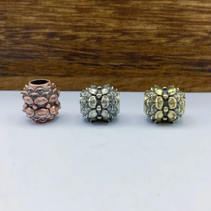 Brass Lotus Flower Knife Pendant Beads Creative Copper Car Keychains Umbrella Rope Bead EDC Outdoor DIY Paracord Pendant Gifts