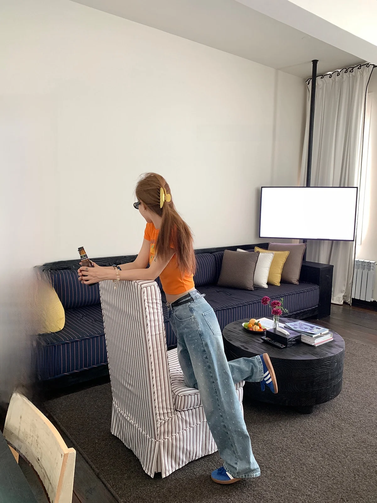 

Summer Loose Women's High Waist Straight Leg Denim Jeans Floral Waed Durable Zipper Closure Comfortable Fit Ladies Jeans