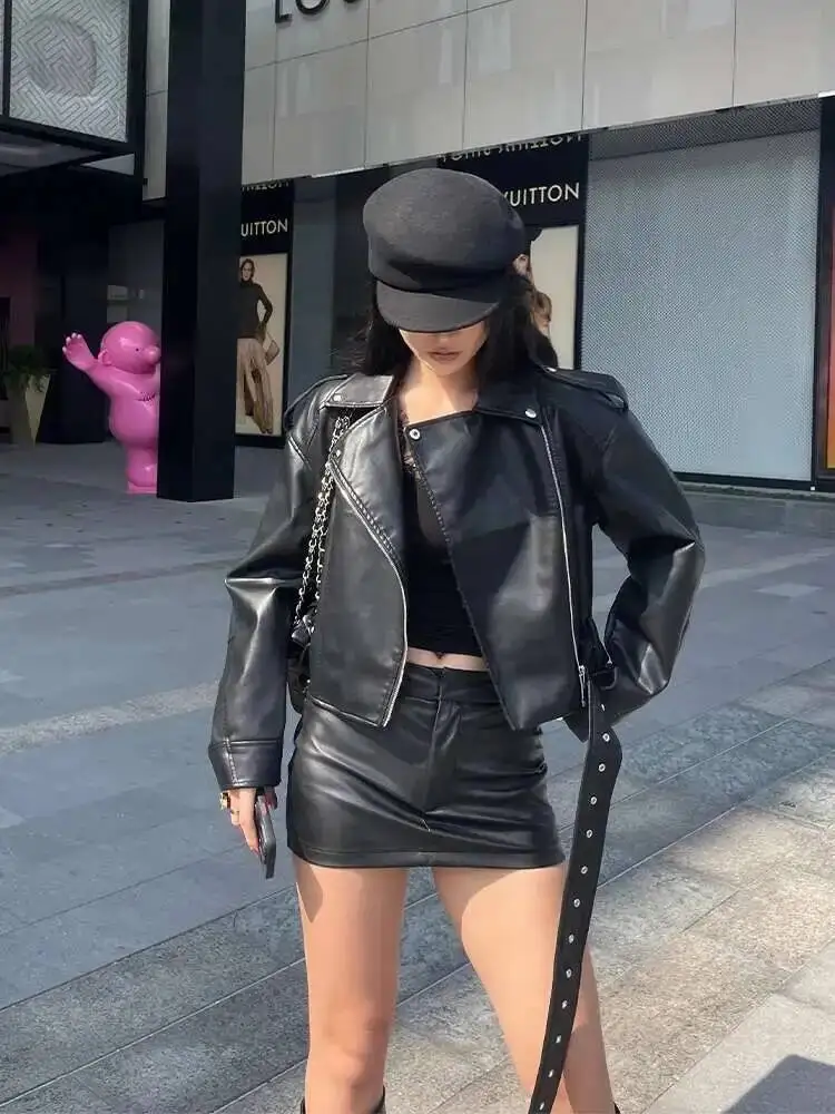 

Black Washed PU Leather Jacket Women Autumn New Loose Casual Straight Tube Leather Jacket Motorcycle Top Fashion Women Top L1YM