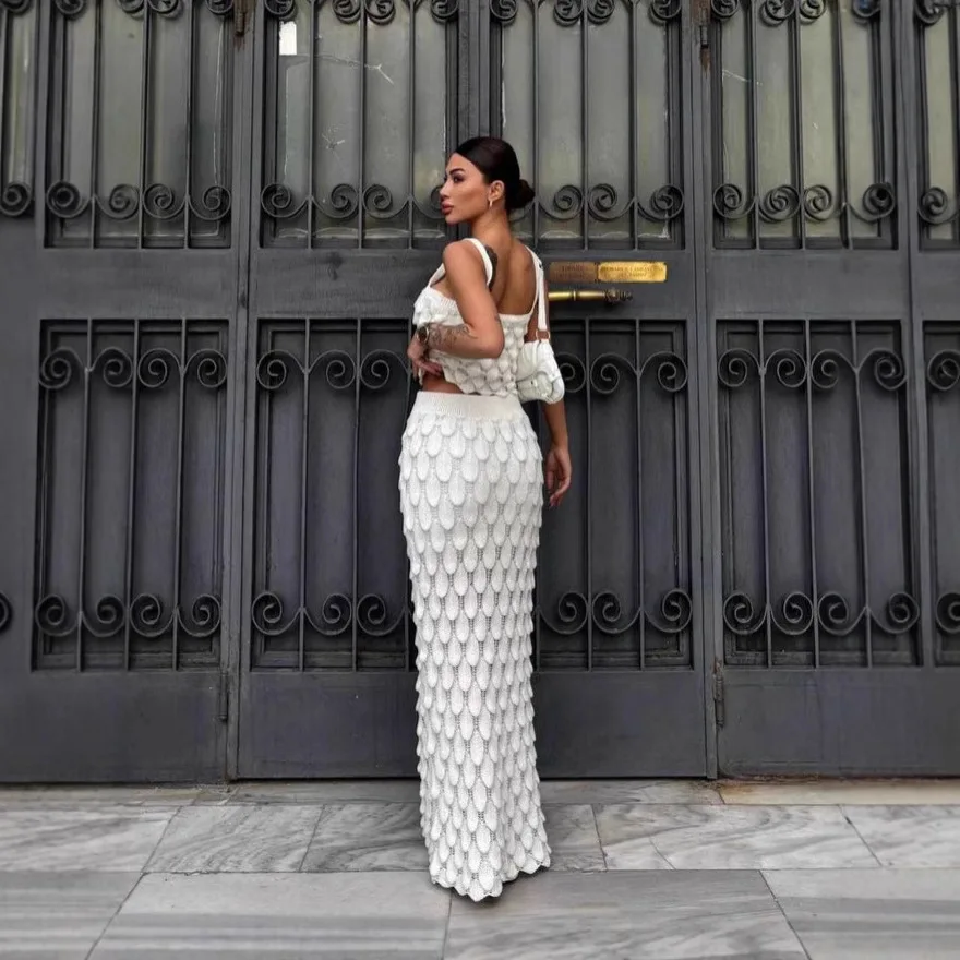 2026 موضة جديدة مقياس الحمالة + تنورة قطعتين مجموعات المرأة الصيف مثير وأنيق بلون بلوزات وتنورة مجموعة للنساء