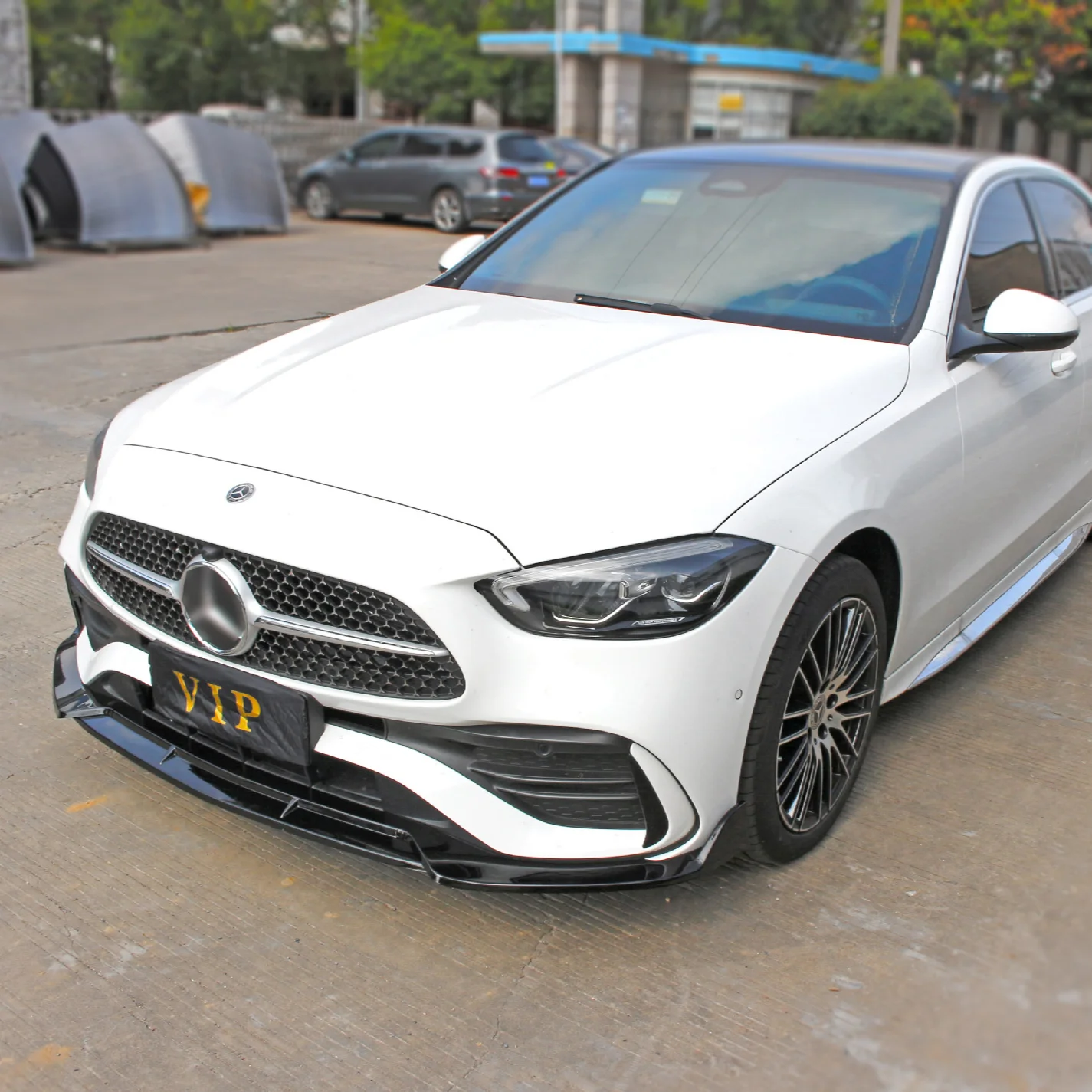 Suitable for 22 Mercedes Benz C-Class W206 Babos models, front shovel front lip modification, upgrade decoration