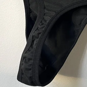 Schwarze Tanga von niedriger Taille für Männer, atmungsaktiv und bequem 8 Hauptverkäufe kurze Fliders - №5