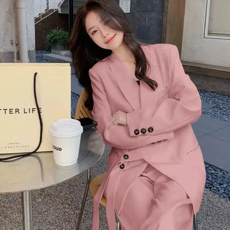 

Осенний женский модный комплект: топ с высокой талией, корейский стиль, длинные рукава, брюки с широкими штанинами, однотонный блейзер, 2 предмета, 2025 год