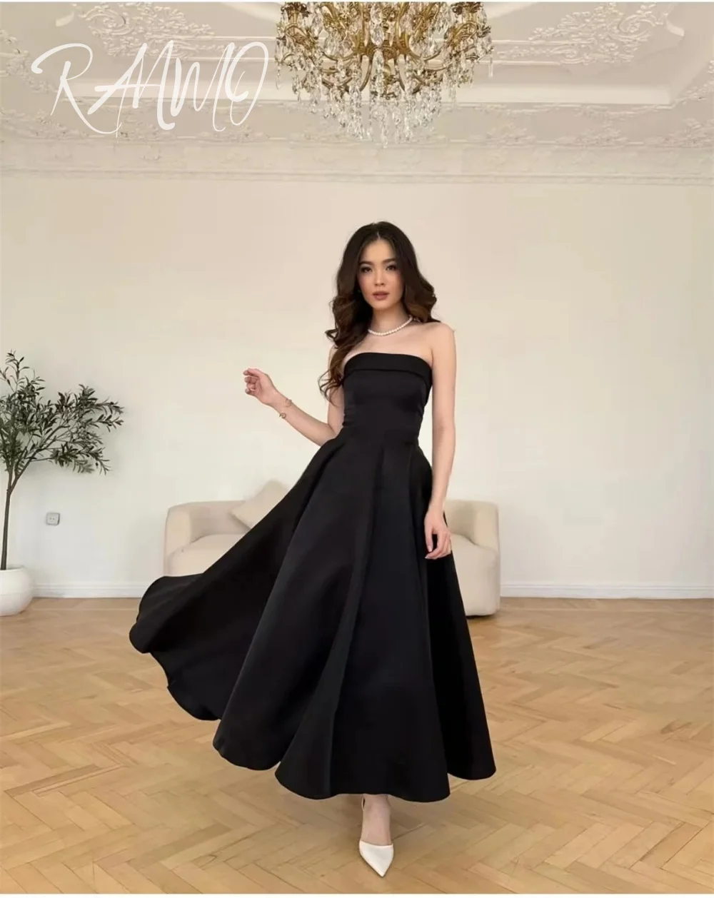 فستان زفاف Ranmo مخصص بسيط بدون حمالات من الساتان على شكل حرف A بدون أكمام وأربطة من الخلف بطول الكاحل ذيل محكمة فستان زفاف 2025