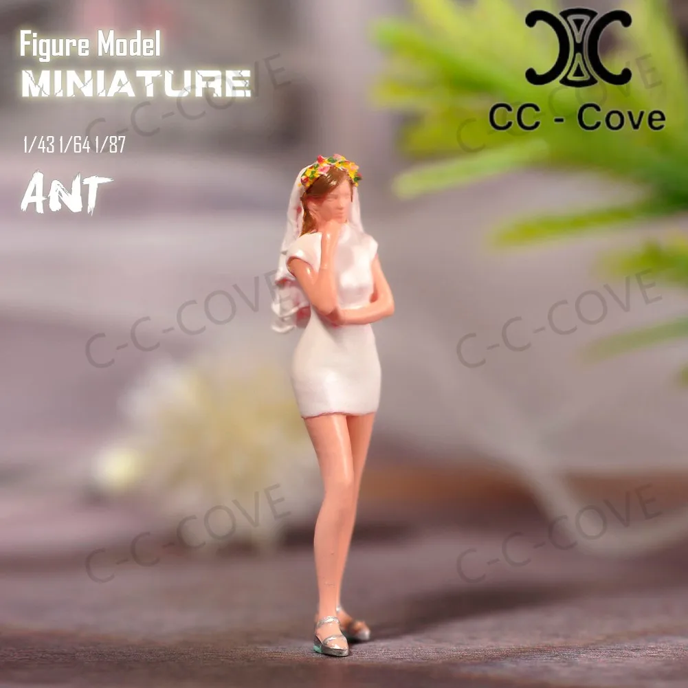 Painted Miniatures 1/43 1/64 1/87 A Mature Woman Wearing A Hip Hugging Skirt Unpainted Figure Model Toys View Decoration