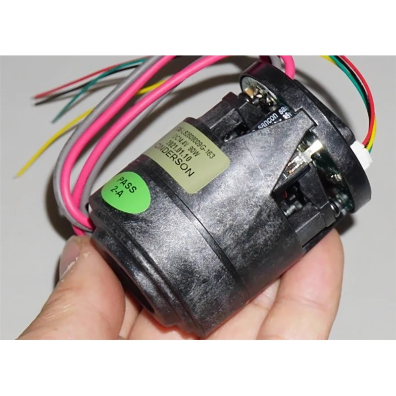 

DC12V 14,4V 90W 45mm Микро 3-фазный бесщеточный высокоскоростной вакуумный турбовентилятор